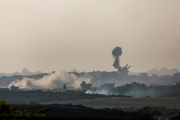 이스라엘, 탱크로 가자시티 진입로 봉쇄…본격 시가전 수순