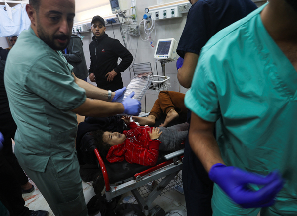“이스라엘군, 가자 남부 칸유니스 전례없는 맹폭…43명 사망”