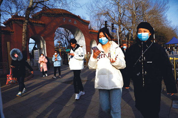 중국 폐렴 초비상…커지는 제로 코로나 ‘봉쇄 악몽’