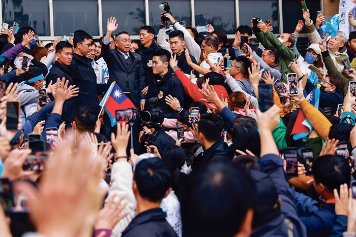 친미냐, 친중이냐… 안개속 대만 선거 ‘중도층’에 달렸다