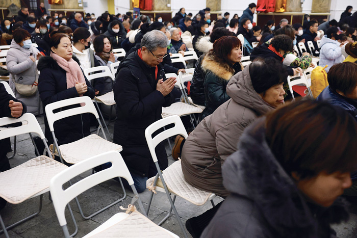 급성장하던 중국 기독교 인구 정체 현상