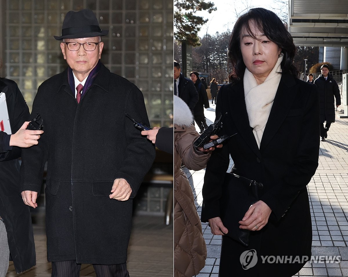 ‘블랙리스트’ 김기춘 징역 2년으로 감형…조윤선은 1년2개월