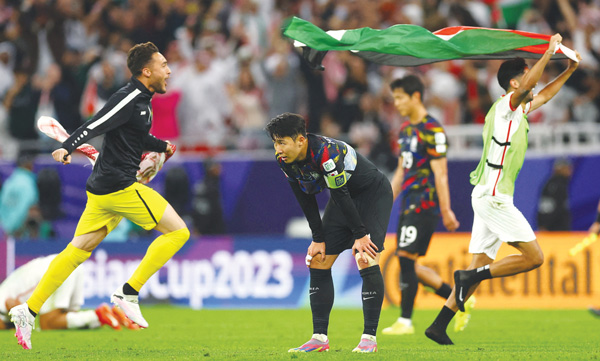 한국 축구,  충격의 4강 탈락… 요르단에 0-2패 ‘굴욕’