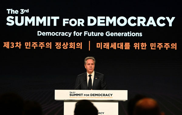 美 “민주주의정상회의 의미 큰 행사…개최국 한국에 감사”