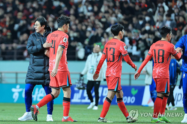 ‘1승 1무’ 한국 축구, 3월 FIFA 랭킹 23위…한 계단 하락