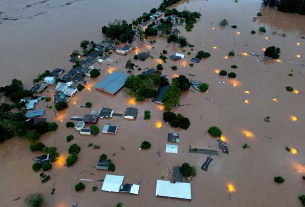 브라질 남부 폭우에 45명 사망·실종… “전시상황 같다”
