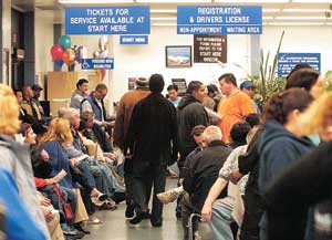 DMV 재정난으로 인력줄여 불편극심