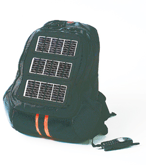 태양열 이용하는 휴대용 백팩 발전기