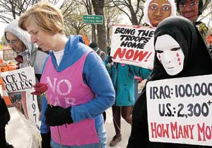 이라크전 3년 ‘총체적 혼돈’