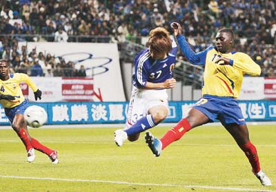 일본 축구, 에콰도르에 1-0승