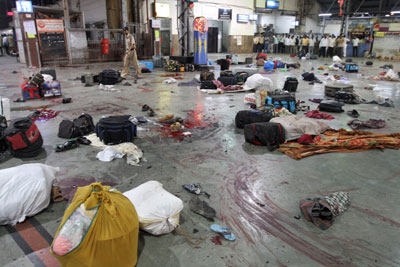 인도 뭄바이 동시다발 테러- 미-영국인 노렸다