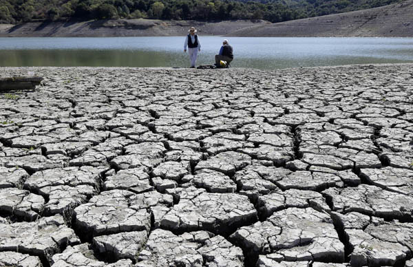 가주 극심 가뭄 10년은 더 간다