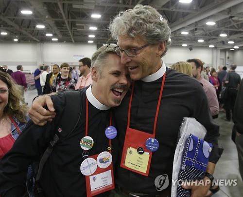 동성커플에 팔벌린 미국…성공회도 동성결혼 허용