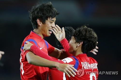 한국, 잉글랜드와 0-0··· 조1위로 U-17월드컵 16강행